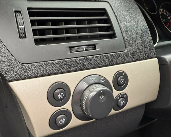 Серый Опель Астра, объемом двигателя 1.6 л и пробегом 201 тыс. км за 4700 $, фото 17 на Automoto.ua