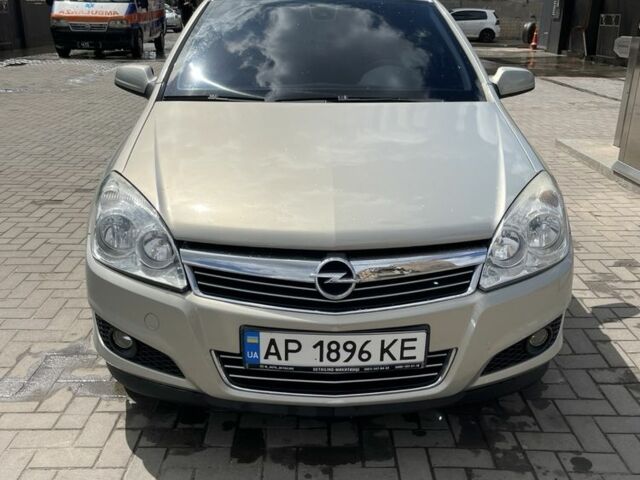 Серый Опель Астра, объемом двигателя 1.7 л и пробегом 225 тыс. км за 5500 $, фото 3 на Automoto.ua