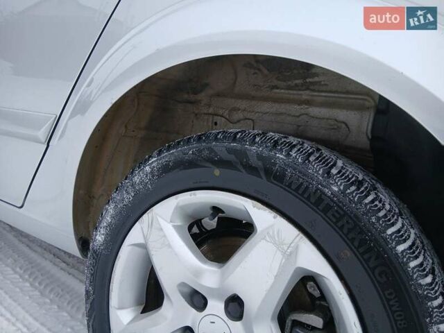 Серый Опель Астра, объемом двигателя 1.9 л и пробегом 244 тыс. км за 5299 $, фото 12 на Automoto.ua