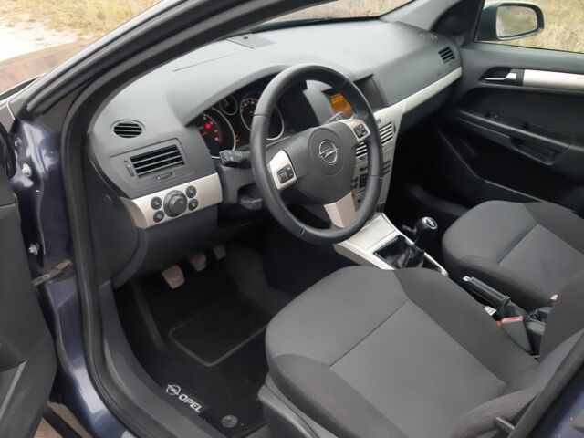 Сірий Опель Астра, об'ємом двигуна 0 л та пробігом 163 тис. км за 5300 $, фото 7 на Automoto.ua