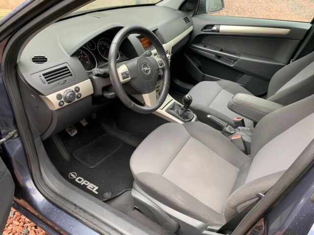 Сірий Опель Астра, об'ємом двигуна 1.7 л та пробігом 241 тис. км за 5700 $, фото 4 на Automoto.ua