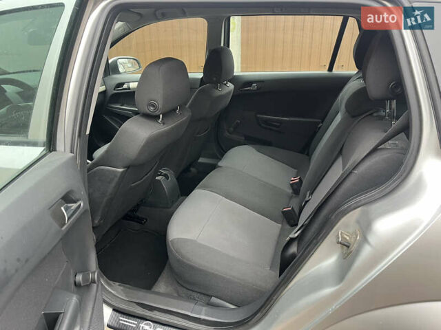 Сірий Опель Астра, об'ємом двигуна 1.8 л та пробігом 278 тис. км за 5850 $, фото 35 на Automoto.ua