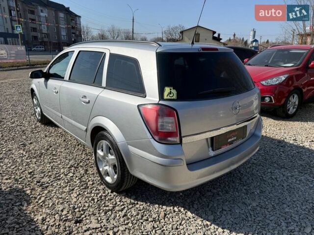 Серый Опель Астра, объемом двигателя 1.69 л и пробегом 272 тыс. км за 4550 $, фото 2 на Automoto.ua