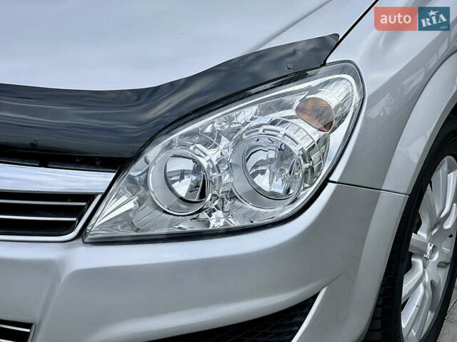 Опель Астра 2008 в Виннице на Automoto.ua Серый Опель Астра, объемом двигателя 1.8 л и пробегом 166 тыс. км за 6499 $, фото 6 на Automoto.ua