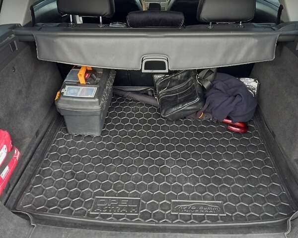 Серый Опель Астра, объемом двигателя 1.7 л и пробегом 420 тыс. км за 6000 $, фото 5 на Automoto.ua