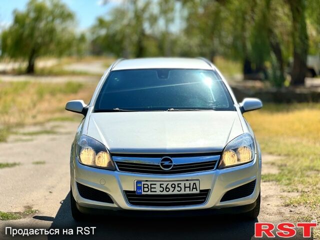 Серый Опель Астра, объемом двигателя 1.9 л и пробегом 360 тыс. км за 4700 $, фото 1 на Automoto.ua