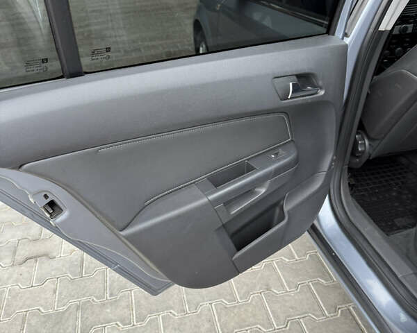 Сірий Опель Астра, об'ємом двигуна 1.6 л та пробігом 288 тис. км за 4000 $, фото 11 на Automoto.ua