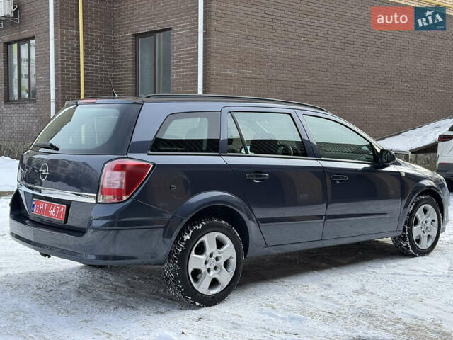 Серый Опель Астра, объемом двигателя 1.6 л и пробегом 223 тыс. км за 5500 $, фото 13 на Automoto.ua