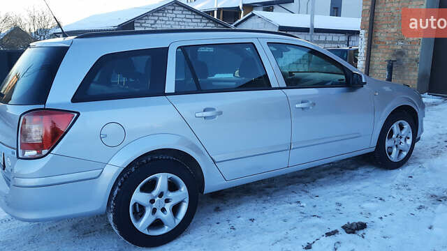 Серый Опель Астра, объемом двигателя 0 л и пробегом 200 тыс. км за 5700 $, фото 12 на Automoto.ua