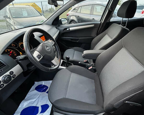 Сірий Опель Астра, об'ємом двигуна 1.6 л та пробігом 223 тис. км за 6700 $, фото 6 на Automoto.ua