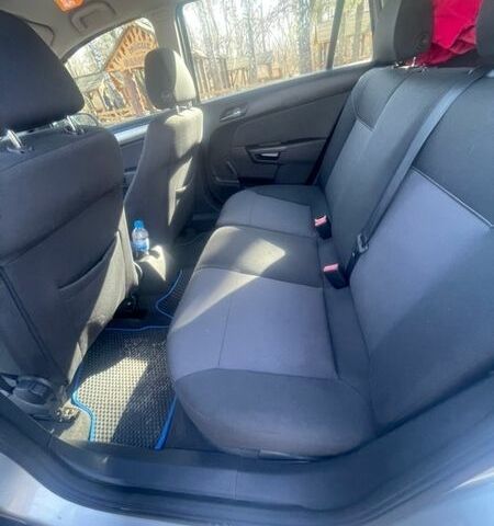 Серый Опель Астра, объемом двигателя 1.69 л и пробегом 233 тыс. км за 4999 $, фото 24 на Automoto.ua