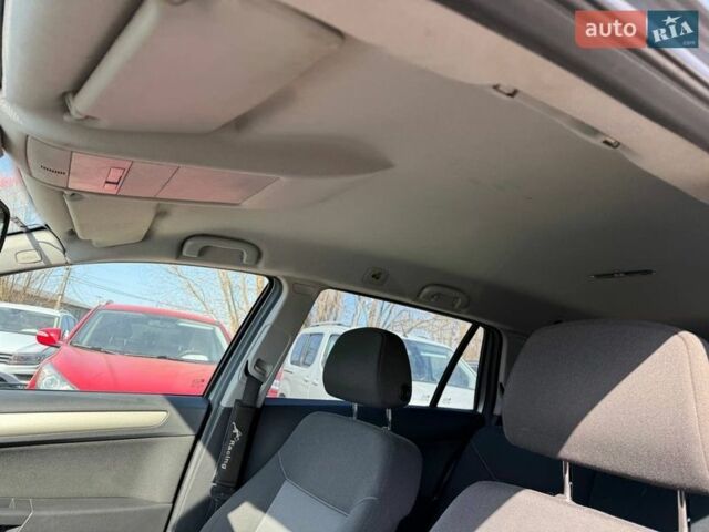 Серый Опель Астра, объемом двигателя 1.69 л и пробегом 272 тыс. км за 4550 $, фото 16 на Automoto.ua