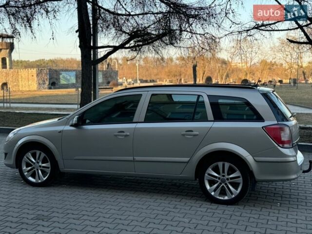 Серый Опель Астра, объемом двигателя 1.7 л и пробегом 399 тыс. км за 4250 $, фото 13 на Automoto.ua