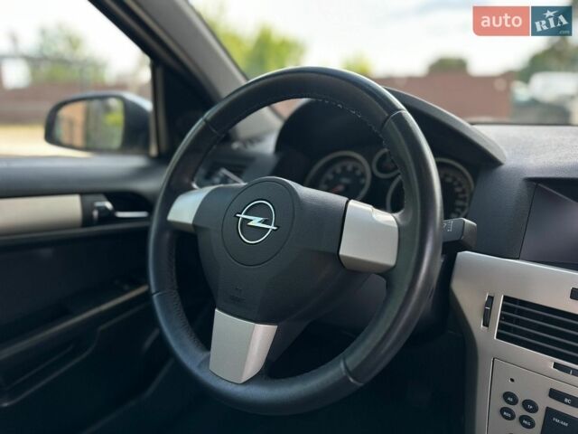 Сірий Опель Астра, об'ємом двигуна 1.6 л та пробігом 184 тис. км за 5500 $, фото 41 на Automoto.ua