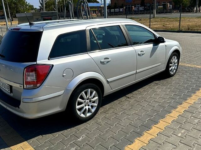 Сірий Опель Астра, об'ємом двигуна 1.6 л та пробігом 225 тис. км за 5600 $, фото 1 на Automoto.ua