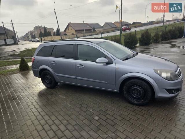 Сірий Опель Астра, об'ємом двигуна 1.6 л та пробігом 255 тис. км за 4600 $, фото 5 на Automoto.ua