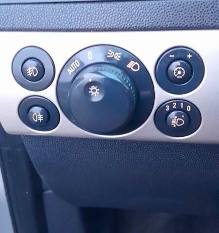 Сірий Опель Астра, об'ємом двигуна 1.4 л та пробігом 213 тис. км за 4300 $, фото 10 на Automoto.ua