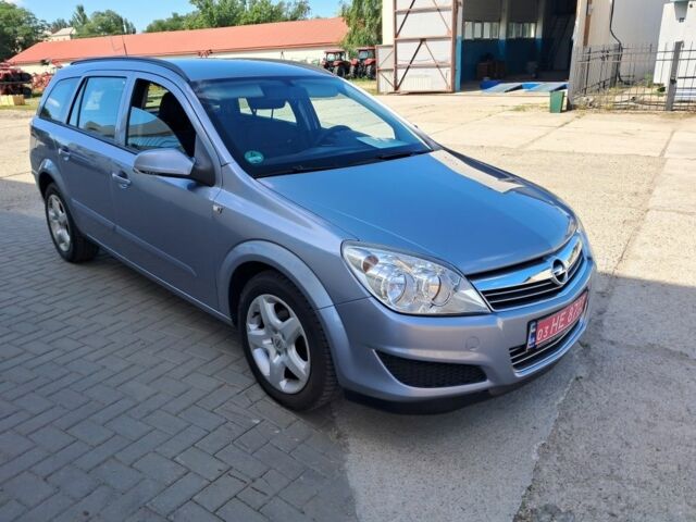 Серый Опель Астра, объемом двигателя 1.6 л и пробегом 167 тыс. км за 5800 $, фото 1 на Automoto.ua