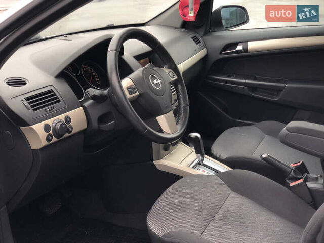 Серый Опель Астра, объемом двигателя 1.91 л и пробегом 278 тыс. км за 5700 $, фото 21 на Automoto.ua