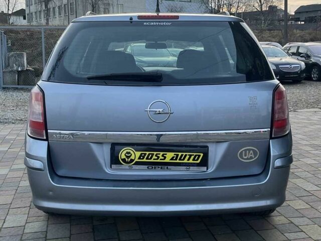 Серый Опель Астра, объемом двигателя 1.4 л и пробегом 220 тыс. км за 5500 $, фото 5 на Automoto.ua