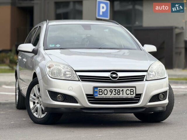 Серый Опель Астра, объемом двигателя 1.7 л и пробегом 228 тыс. км за 4899 $, фото 8 на Automoto.ua