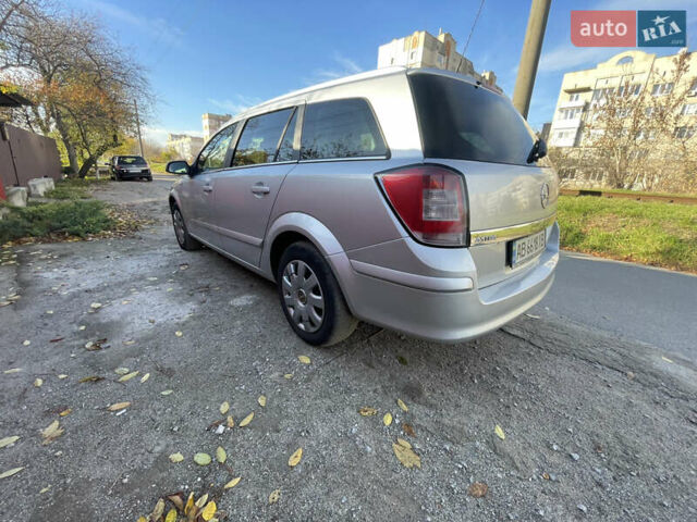 Сірий Опель Астра, об'ємом двигуна 1.6 л та пробігом 240 тис. км за 5100 $, фото 3 на Automoto.ua