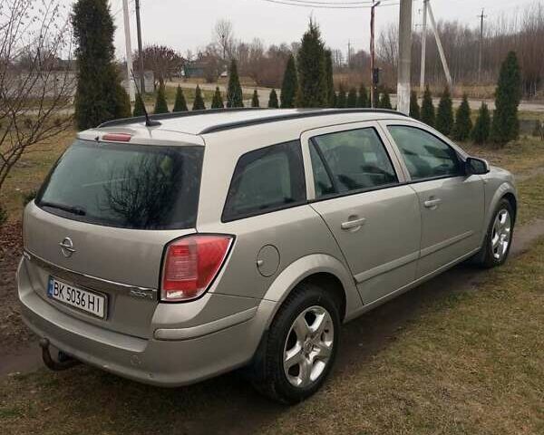 Сірий Опель Астра, об'ємом двигуна 1.3 л та пробігом 210 тис. км за 5000 $, фото 2 на Automoto.ua