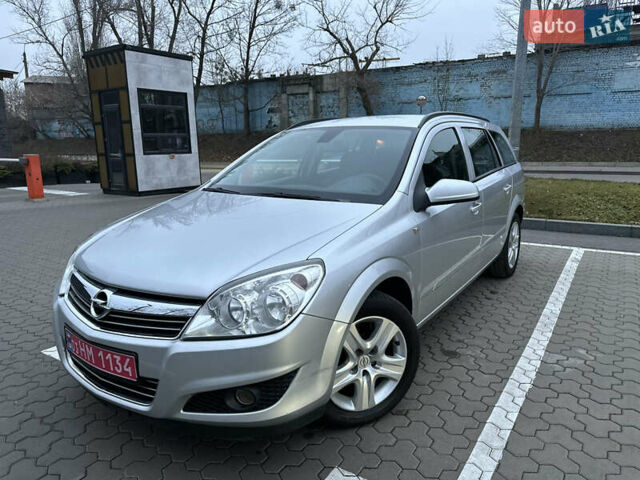 Сірий Опель Астра, об'ємом двигуна 1.6 л та пробігом 196 тис. км за 5700 $, фото 45 на Automoto.ua