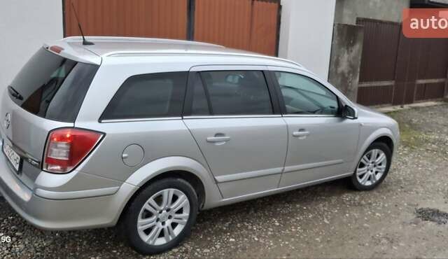 Сірий Опель Астра, об'ємом двигуна 1.69 л та пробігом 235 тис. км за 5000 $, фото 1 на Automoto.ua