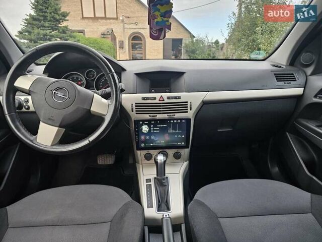 Сірий Опель Астра, об'ємом двигуна 1.8 л та пробігом 187 тис. км за 5400 $, фото 7 на Automoto.ua