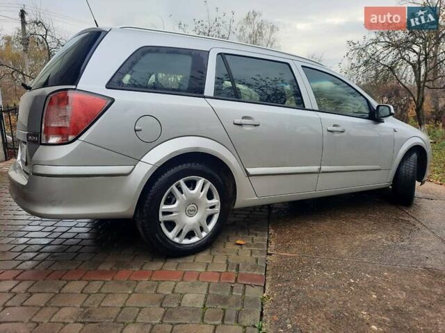 Сірий Опель Астра, об'ємом двигуна 1.9 л та пробігом 219 тис. км за 6200 $, фото 5 на Automoto.ua