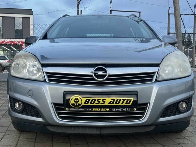 Серый Опель Астра, объемом двигателя 1.4 л и пробегом 220 тыс. км за 5500 $, фото 1 на Automoto.ua