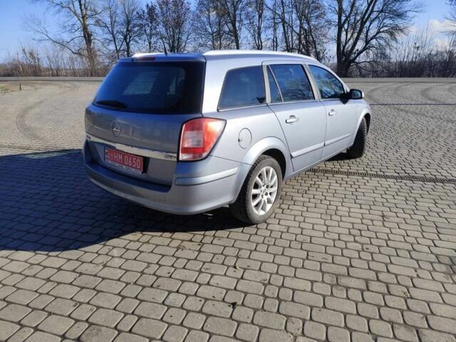 Сірий Опель Астра, об'ємом двигуна 1.6 л та пробігом 272 тис. км за 4900 $, фото 4 на Automoto.ua