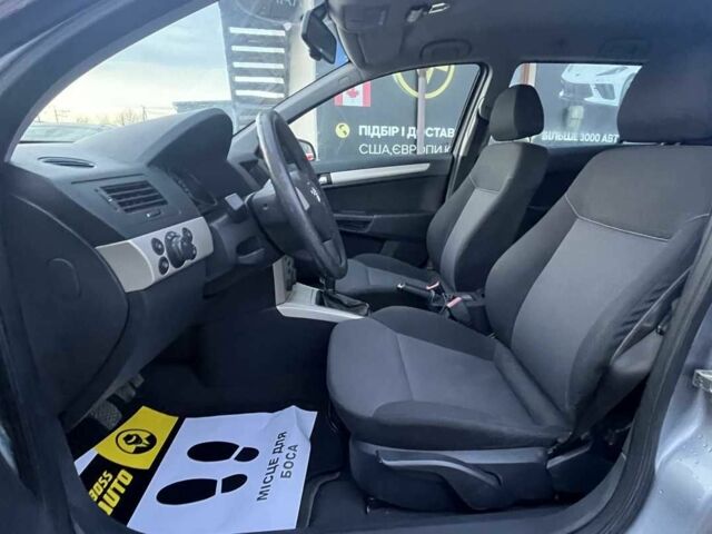 Серый Опель Астра, объемом двигателя 1.4 л и пробегом 220 тыс. км за 5500 $, фото 8 на Automoto.ua