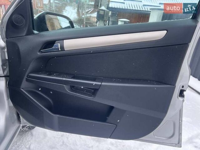 Сірий Опель Астра, об'ємом двигуна 1.6 л та пробігом 209 тис. км за 5999 $, фото 49 на Automoto.ua