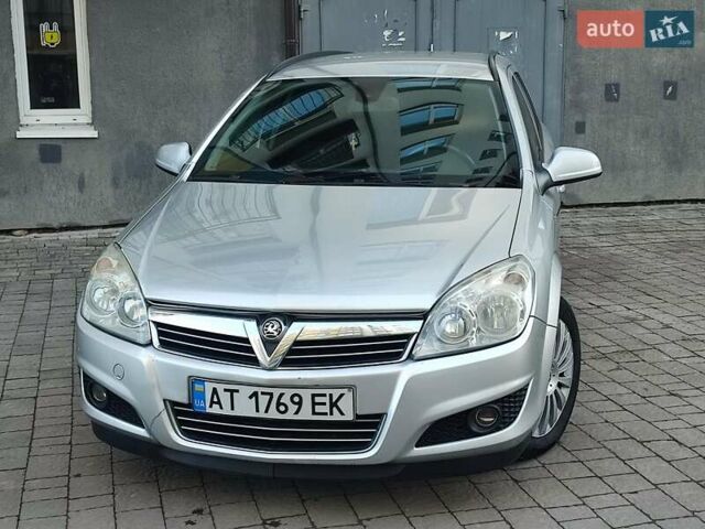Серый Опель Астра, объемом двигателя 1.7 л и пробегом 279 тыс. км за 5200 $, фото 2 на Automoto.ua