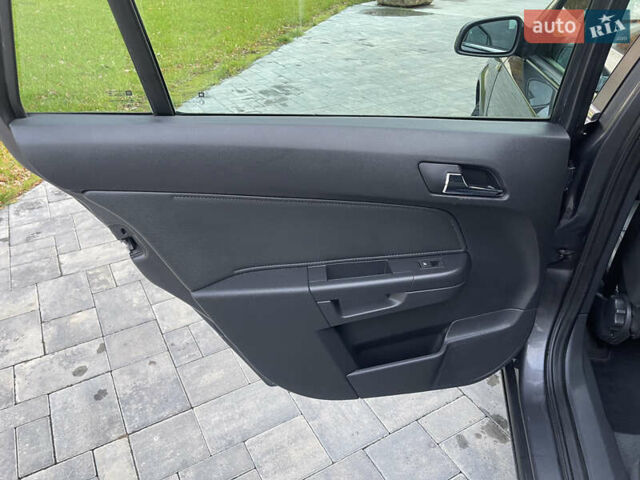 Сірий Опель Астра, об'ємом двигуна 1.6 л та пробігом 198 тис. км за 6500 $, фото 24 на Automoto.ua