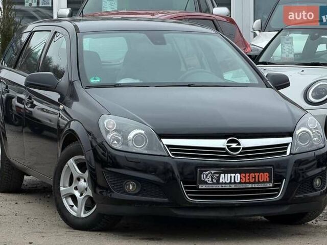 Серый Опель Астра, объемом двигателя 1.6 л и пробегом 218 тыс. км за 5900 $, фото 4 на Automoto.ua