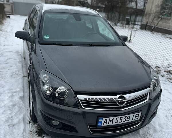 Сірий Опель Астра, об'ємом двигуна 1.6 л та пробігом 232 тис. км за 5500 $, фото 1 на Automoto.ua