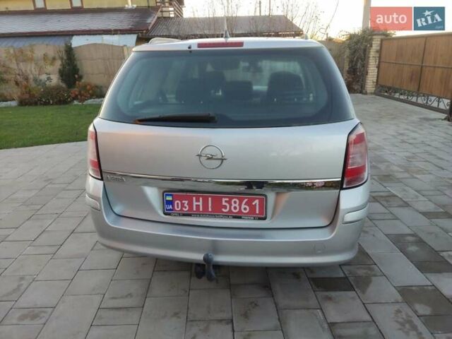 Серый Опель Астра, объемом двигателя 1.6 л и пробегом 240 тыс. км за 5550 $, фото 10 на Automoto.ua