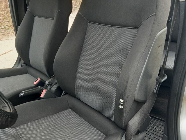 Серый Опель Астра, объемом двигателя 1.6 л и пробегом 280 тыс. км за 5300 $, фото 8 на Automoto.ua