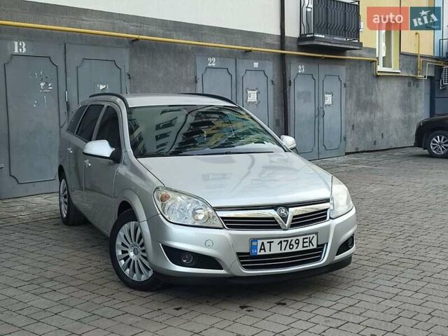 Серый Опель Астра, объемом двигателя 1.7 л и пробегом 279 тыс. км за 5200 $, фото 3 на Automoto.ua