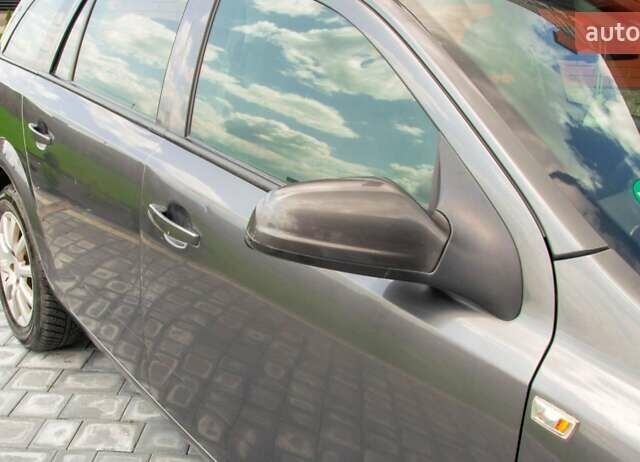 Сірий Опель Астра, об'ємом двигуна 1.6 л та пробігом 256 тис. км за 5800 $, фото 6 на Automoto.ua