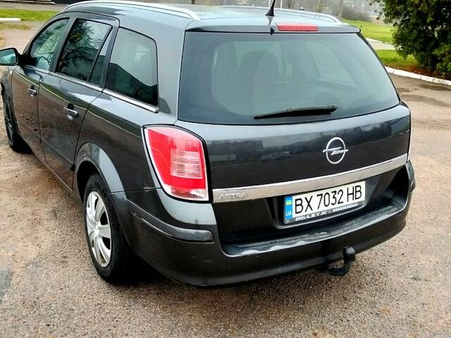 Серый Опель Астра, объемом двигателя 1.8 л и пробегом 222 тыс. км за 3950 $, фото 3 на Automoto.ua