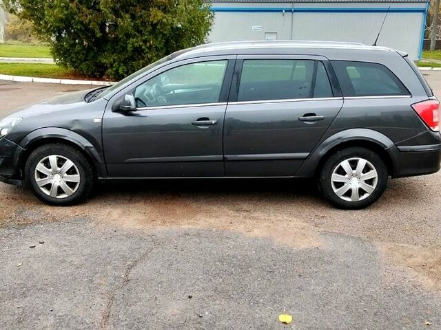 Серый Опель Астра, объемом двигателя 1.8 л и пробегом 222 тыс. км за 3950 $, фото 6 на Automoto.ua