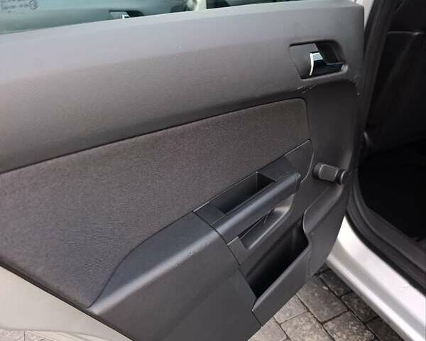 Серый Опель Астра, объемом двигателя 1.6 л и пробегом 207 тыс. км за 5800 $, фото 53 на Automoto.ua