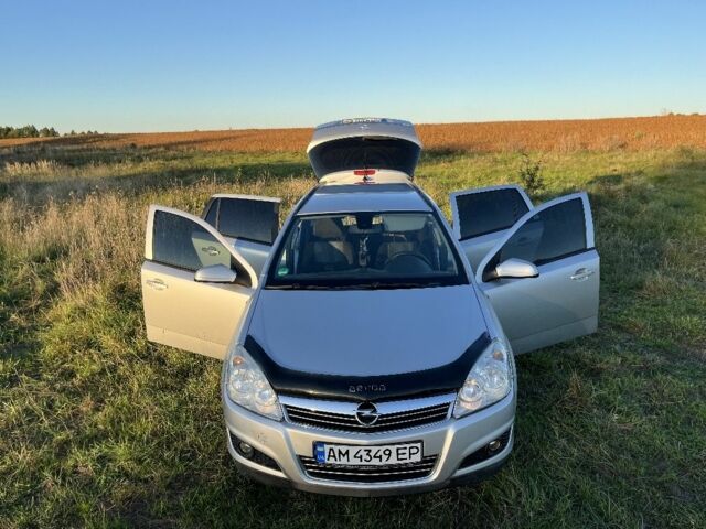 Серый Опель Астра, объемом двигателя 1.6 л и пробегом 243 тыс. км за 4700 $, фото 11 на Automoto.ua
