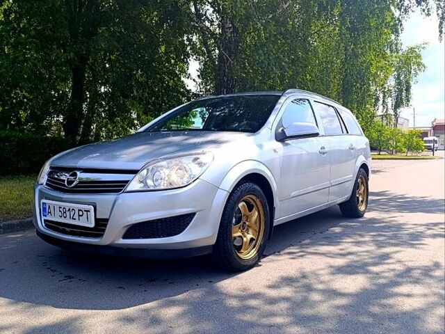 Серый Опель Астра, объемом двигателя 1.6 л и пробегом 208 тыс. км за 6500 $, фото 2 на Automoto.ua