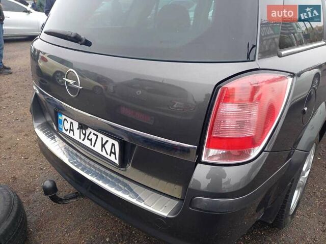 Серый Опель Астра, объемом двигателя 1.6 л и пробегом 263 тыс. км за 6600 $, фото 8 на Automoto.ua