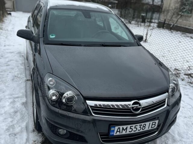 Сірий Опель Астра, об'ємом двигуна 1.6 л та пробігом 232 тис. км за 5500 $, фото 1 на Automoto.ua